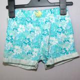 Blommiga tunna shorts